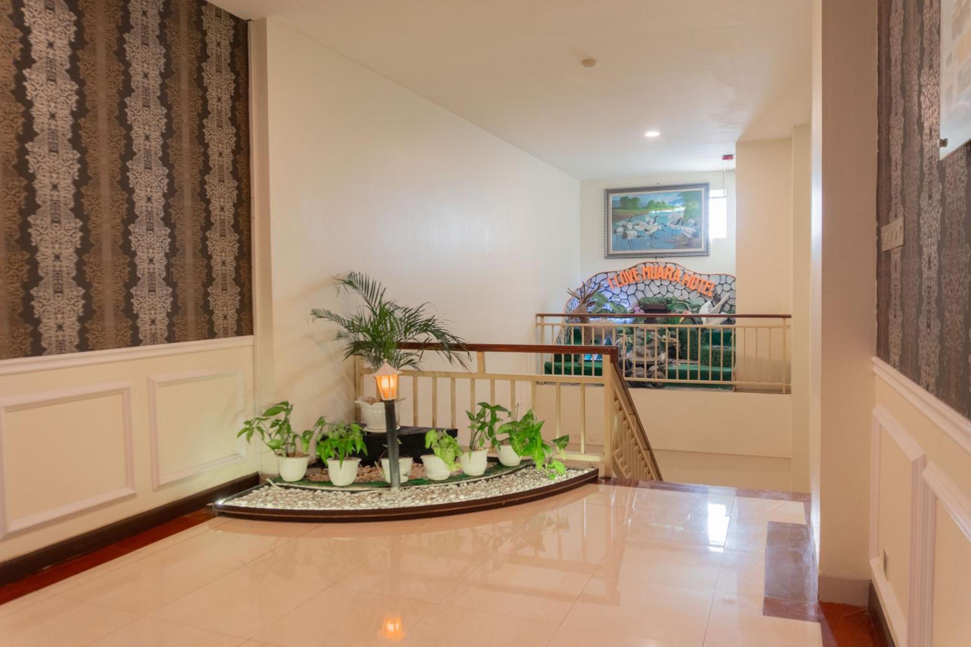 Muara Hotel And Mall Ternate Eksteriør billede