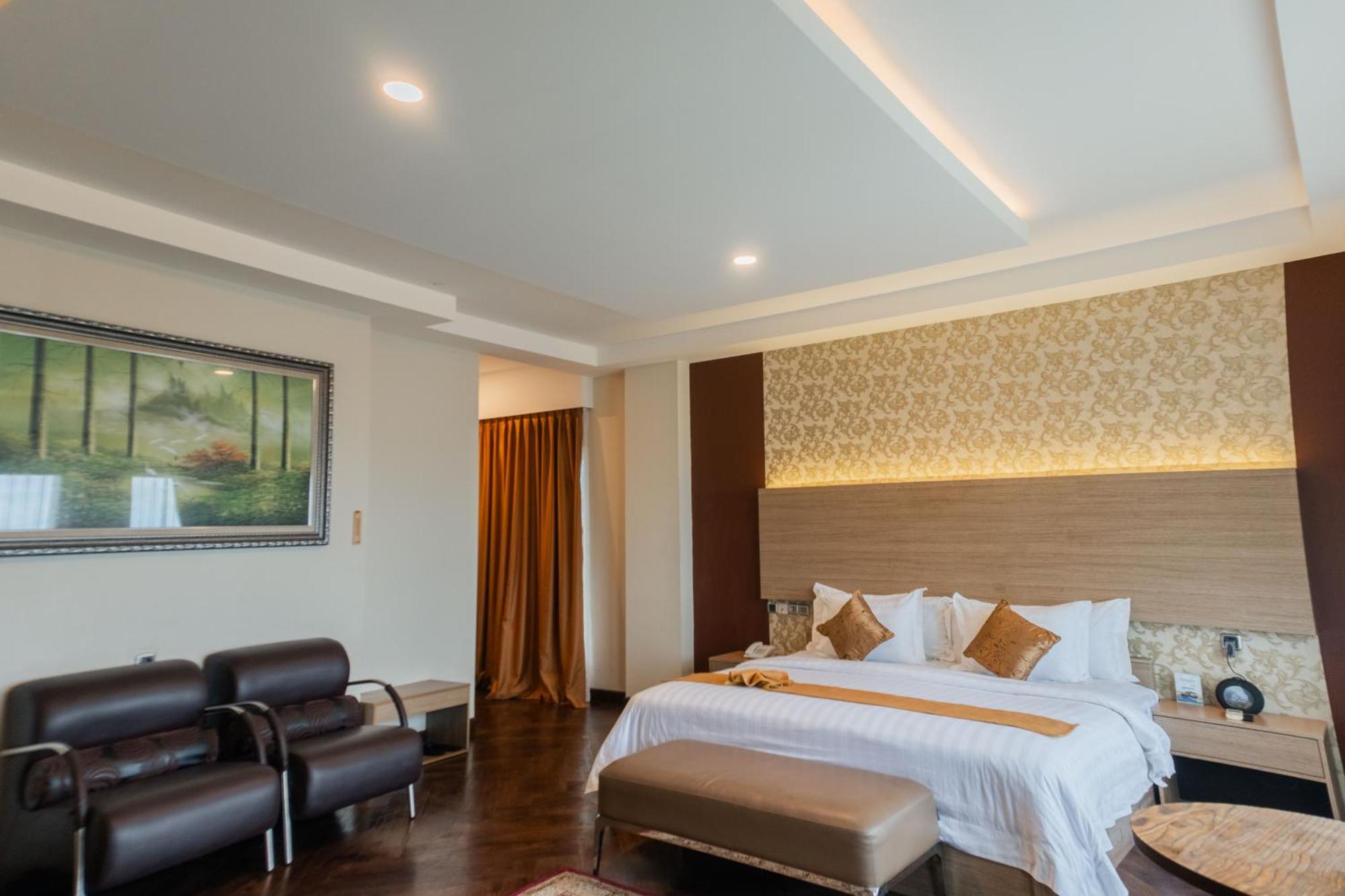 Muara Hotel And Mall Ternate Eksteriør billede
